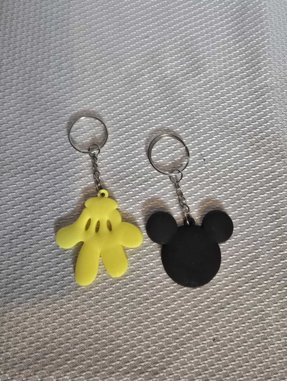 🚨3/30% OFF🚨 Disney Keychains